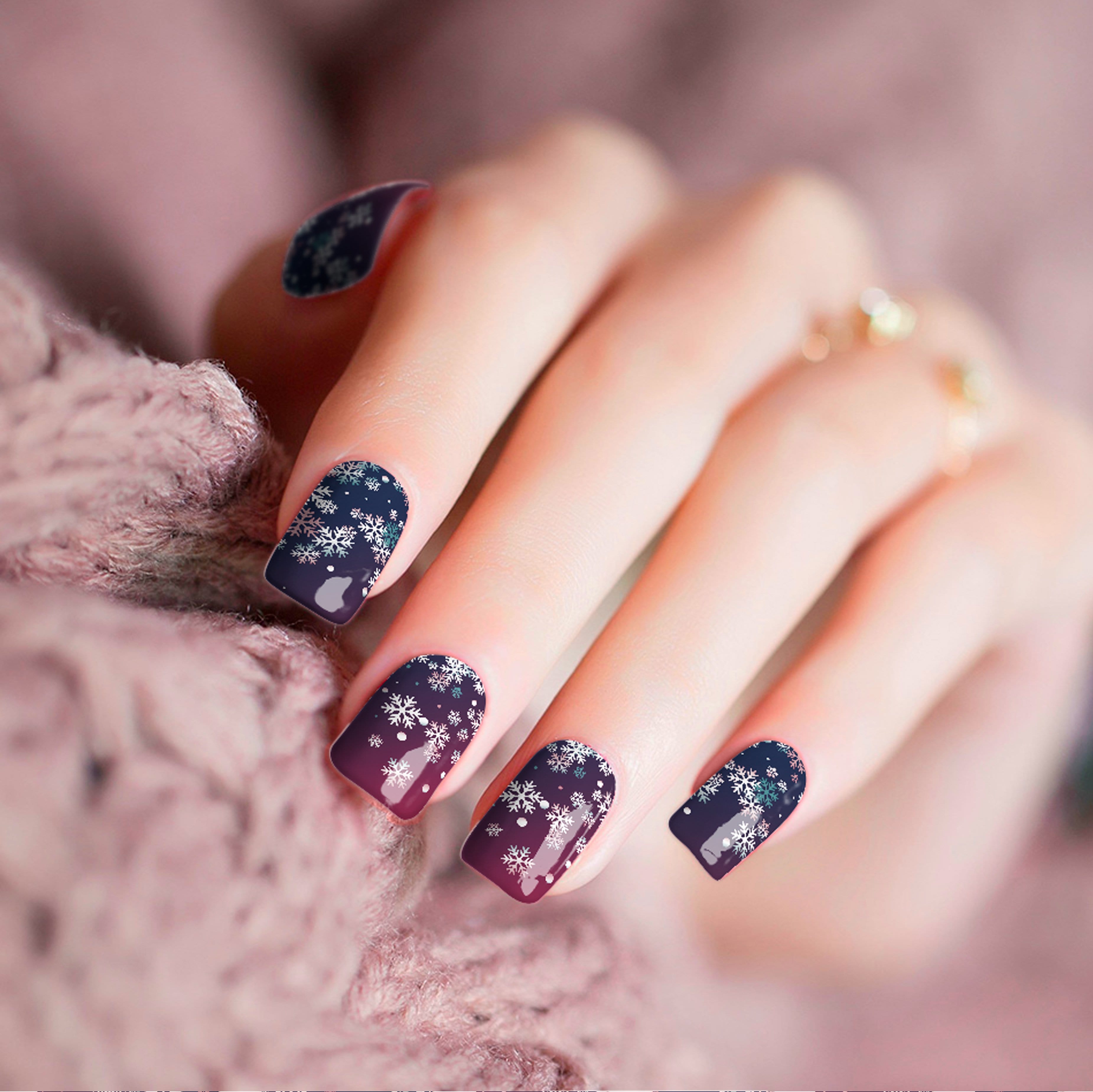 Ombré Snowfall