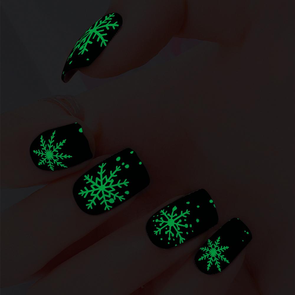 Glowing Snowfall (Glow-in-the-Dark)