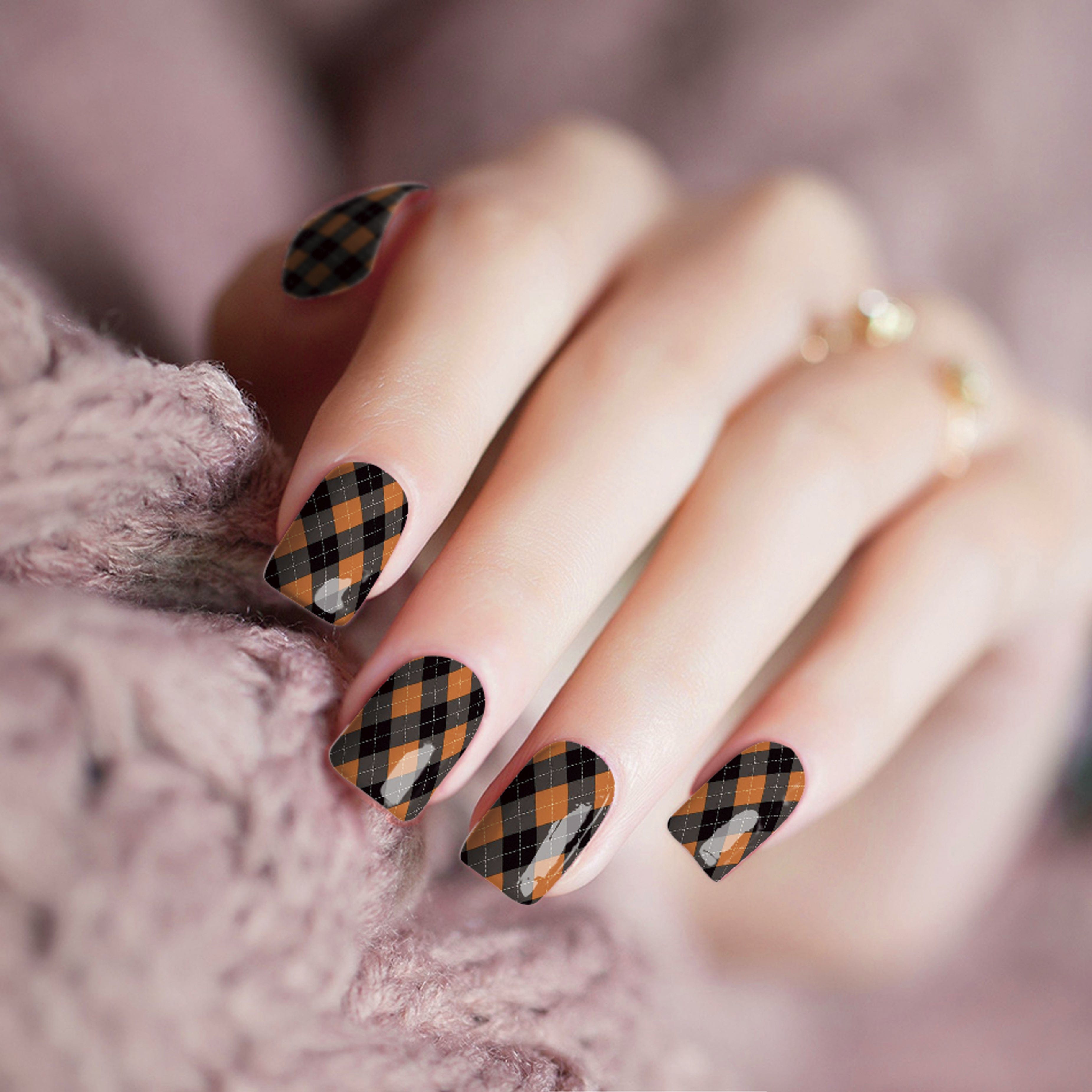 NEW: All Hallow’s Plaid